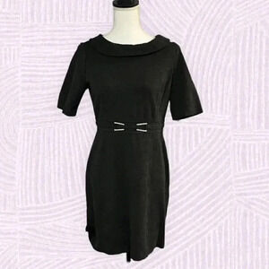 White House Black Market size 8 EUC stretch heavyweight knit